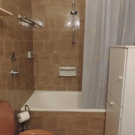 Apartment Per 6 Nel La Ginestra *